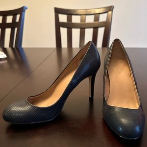 Ann Taylor Navy Reptile Embossed Leather Heels